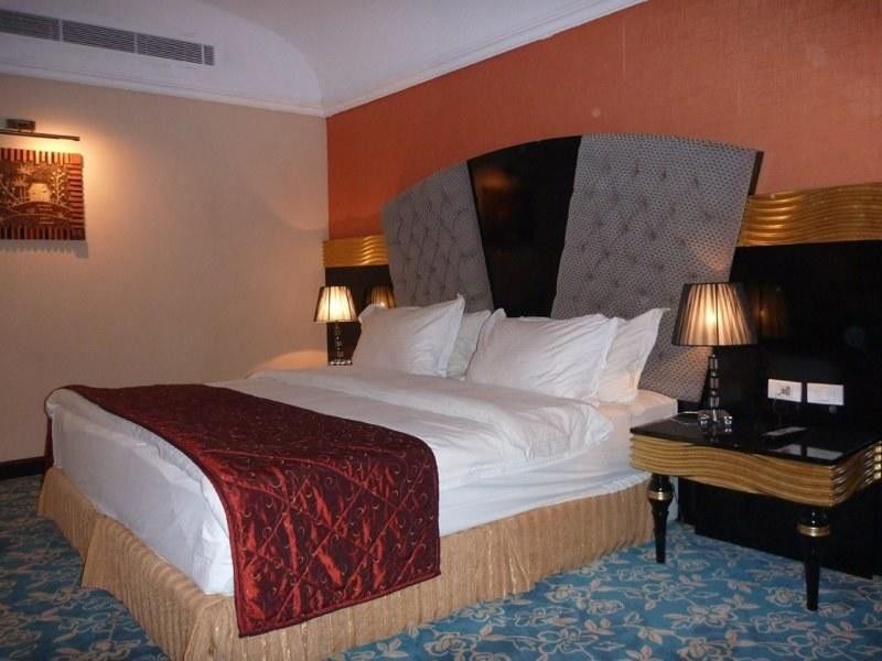 Basra International Hotel Exteriör bild