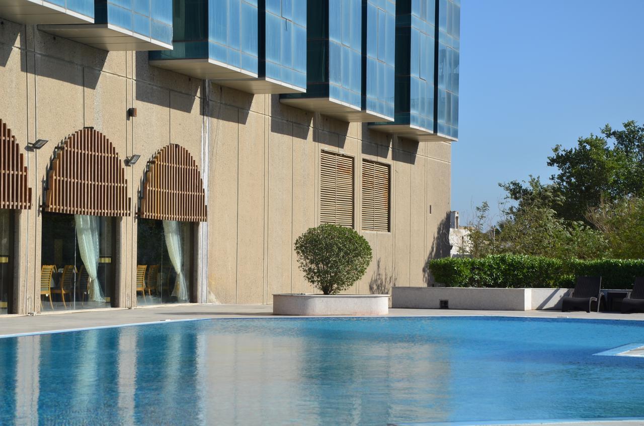 Basra International Hotel Exteriör bild