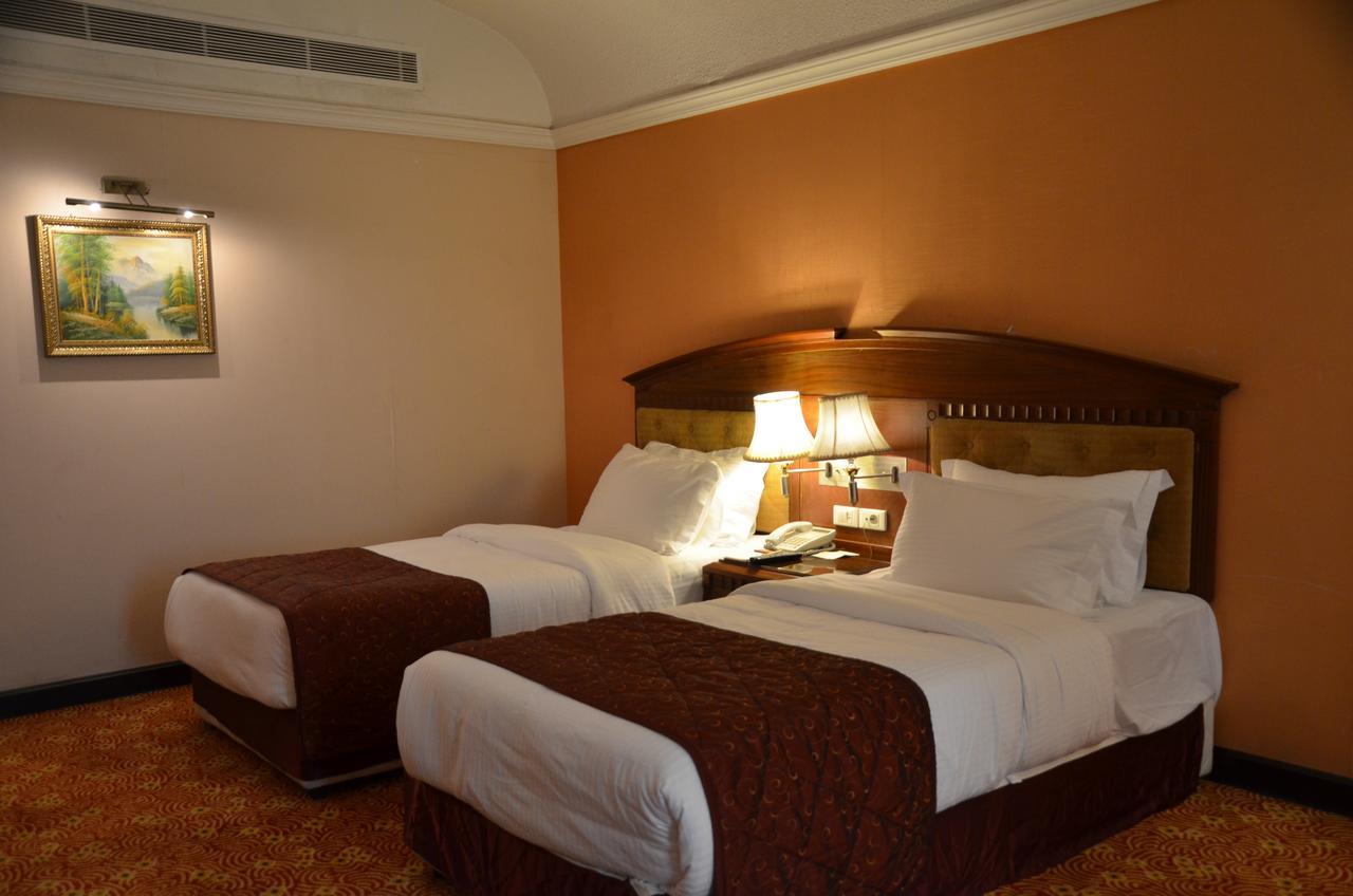 Basra International Hotel Exteriör bild