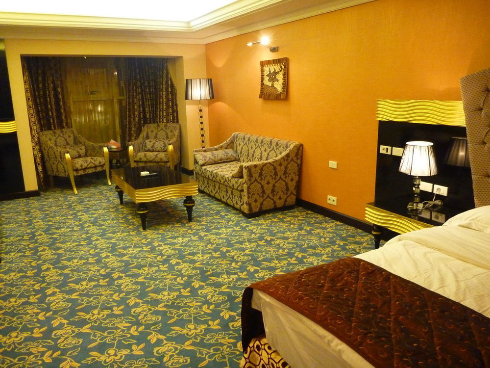 Basra International Hotel Rum bild