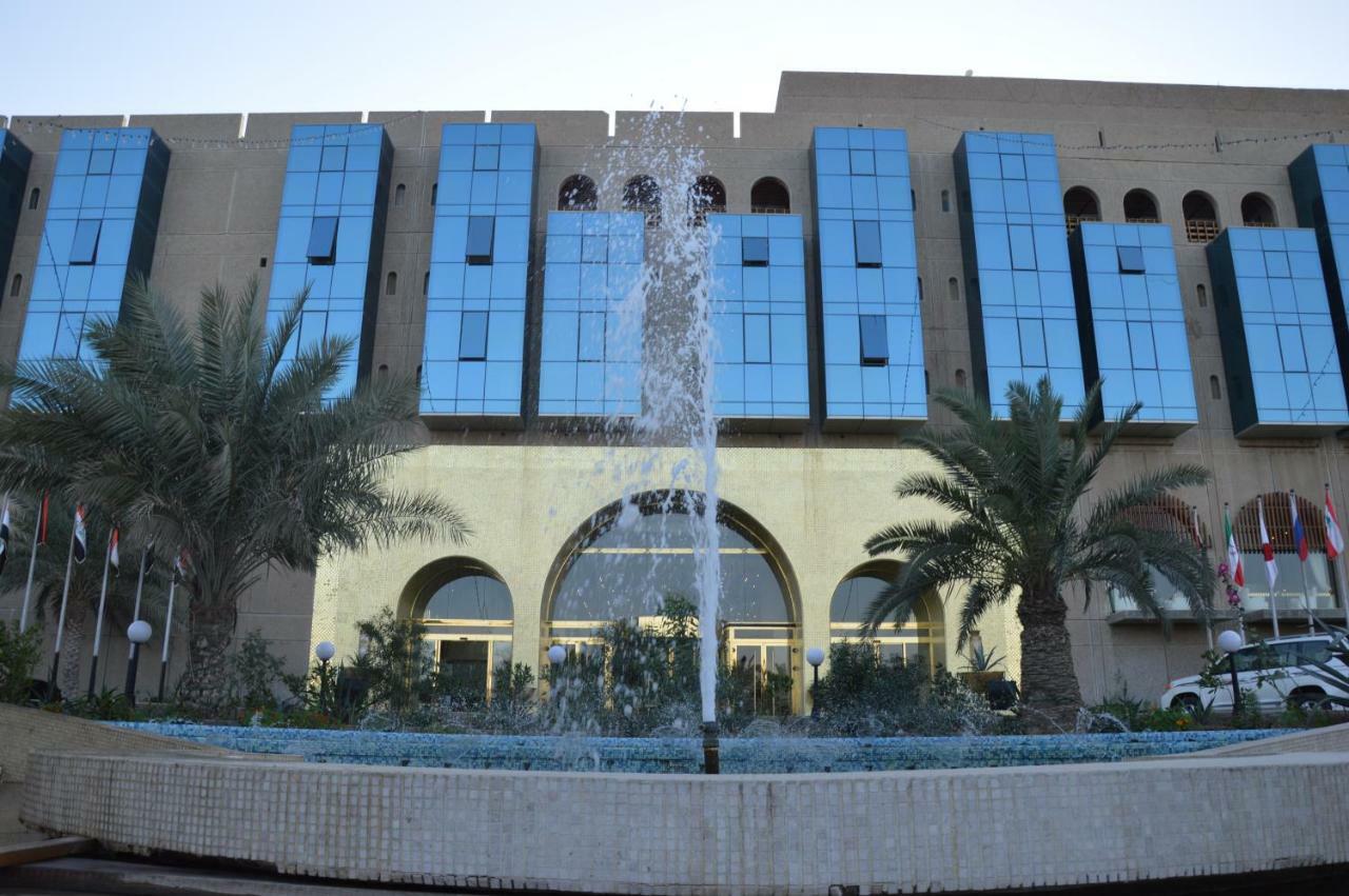 Basra International Hotel Exteriör bild